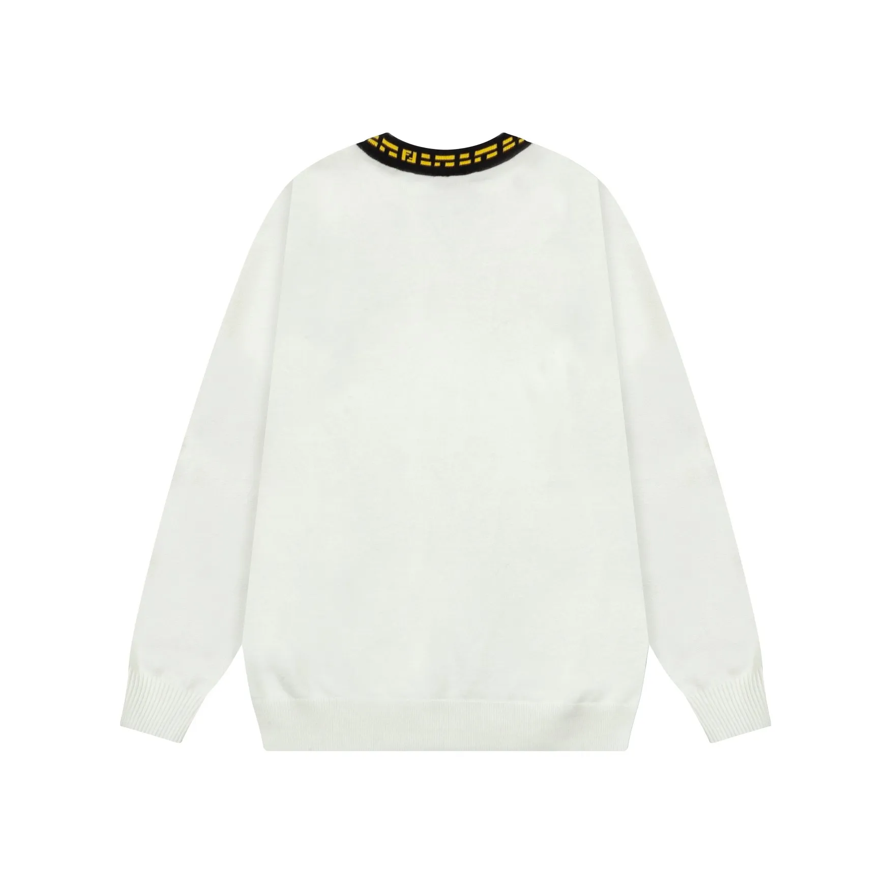 【FENDI 公式旗艦店】フェンディ   セーター好評に付き再入荷！ 240929