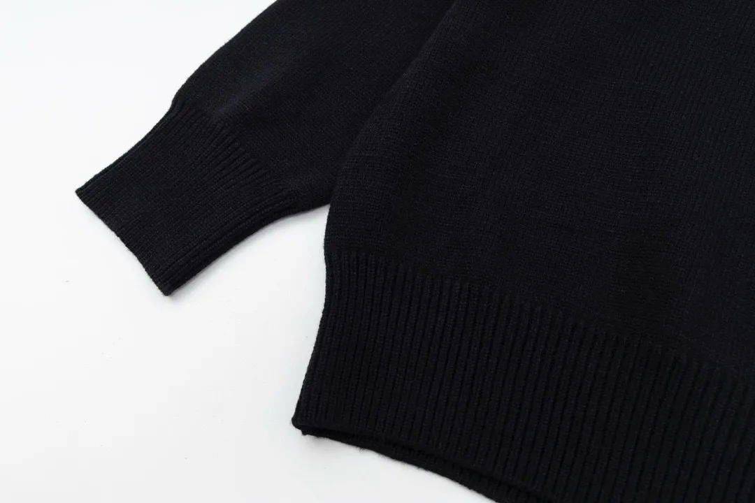 【BALENCIAGA  公式旗艦店】バレンシアガ   セーター好評に付き再入荷！ 250109
