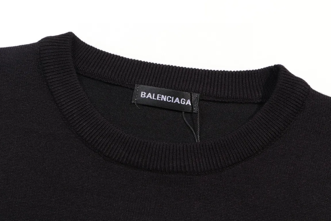 【BALENCIAGA  公式旗艦店】バレンシアガ   セーター好評に付き再入荷！ 241101