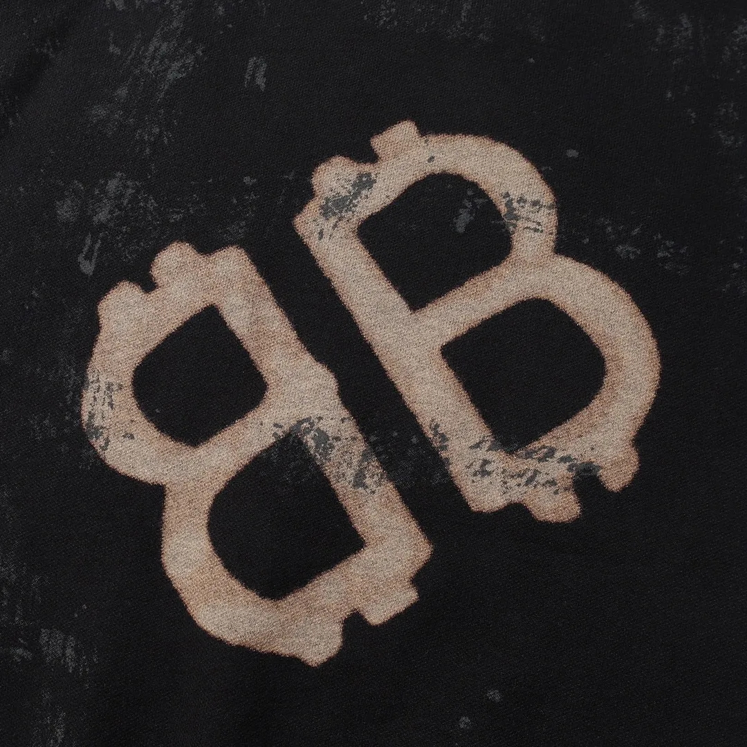 【BALENCIAGA  公式旗艦店】バレンシアガ   セーター好評に付き再入荷！ 241101