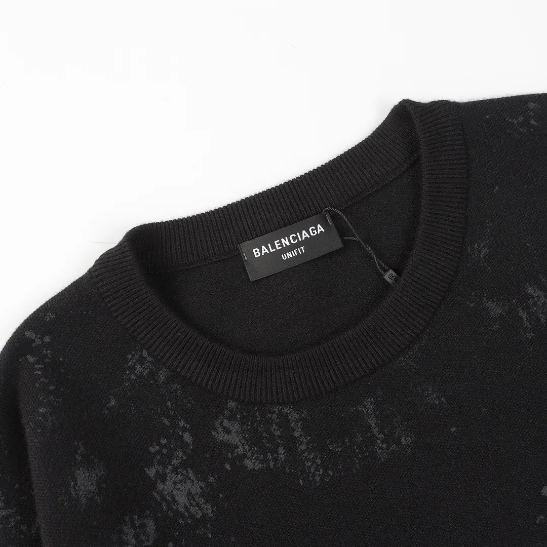 【BALENCIAGA  公式旗艦店】バレンシアガ   セーター好評に付き再入荷！ 241101