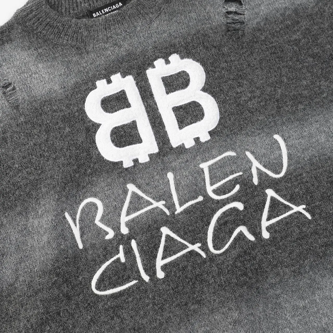 【BALENCIAGA  公式旗艦店】バレンシアガ   セーター好評に付き再入荷！ 241101