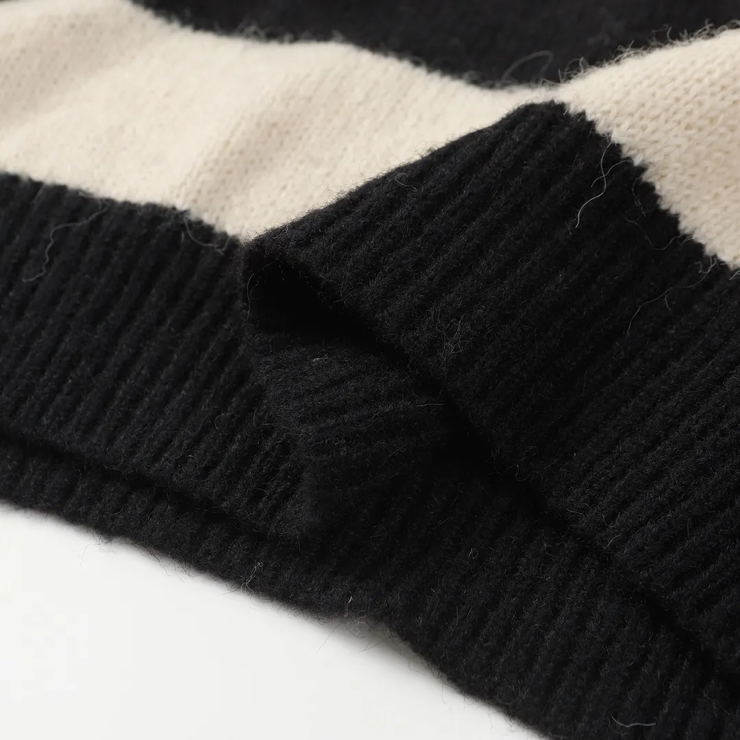 【BALENCIAGA  公式旗艦店】バレンシアガ   セーター好評に付き再入荷！ 241101