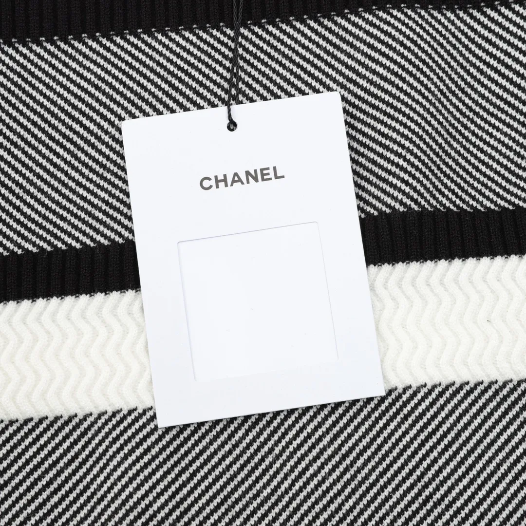 【CHANEL  公式旗艦店】シャネル  セーター好評に付き再入荷！ 241231