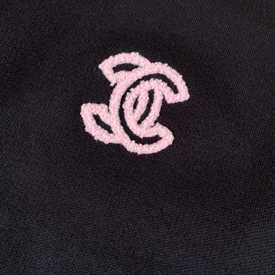 【CHANEL  公式旗艦店】シャネル  セーター好評に付き再入荷！ 241231