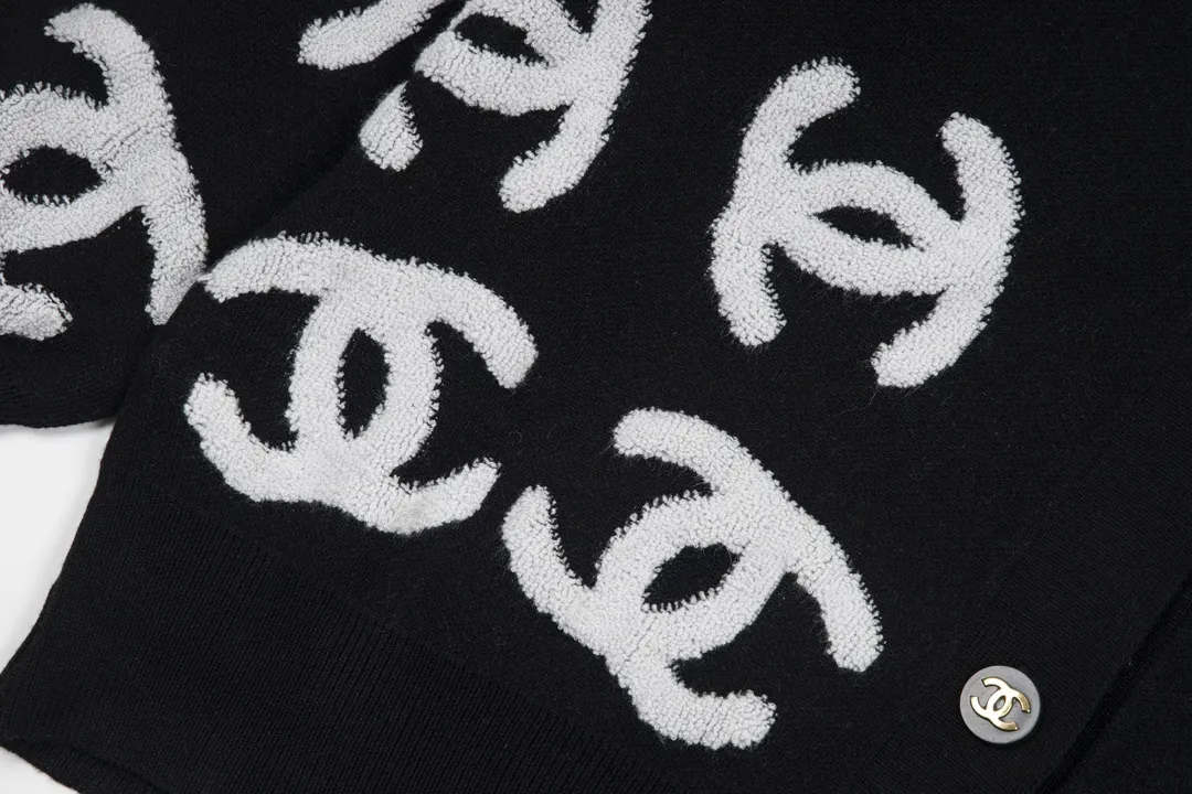 【CHANEL  公式旗艦店】シャネル  セーター好評に付き再入荷！ 241102