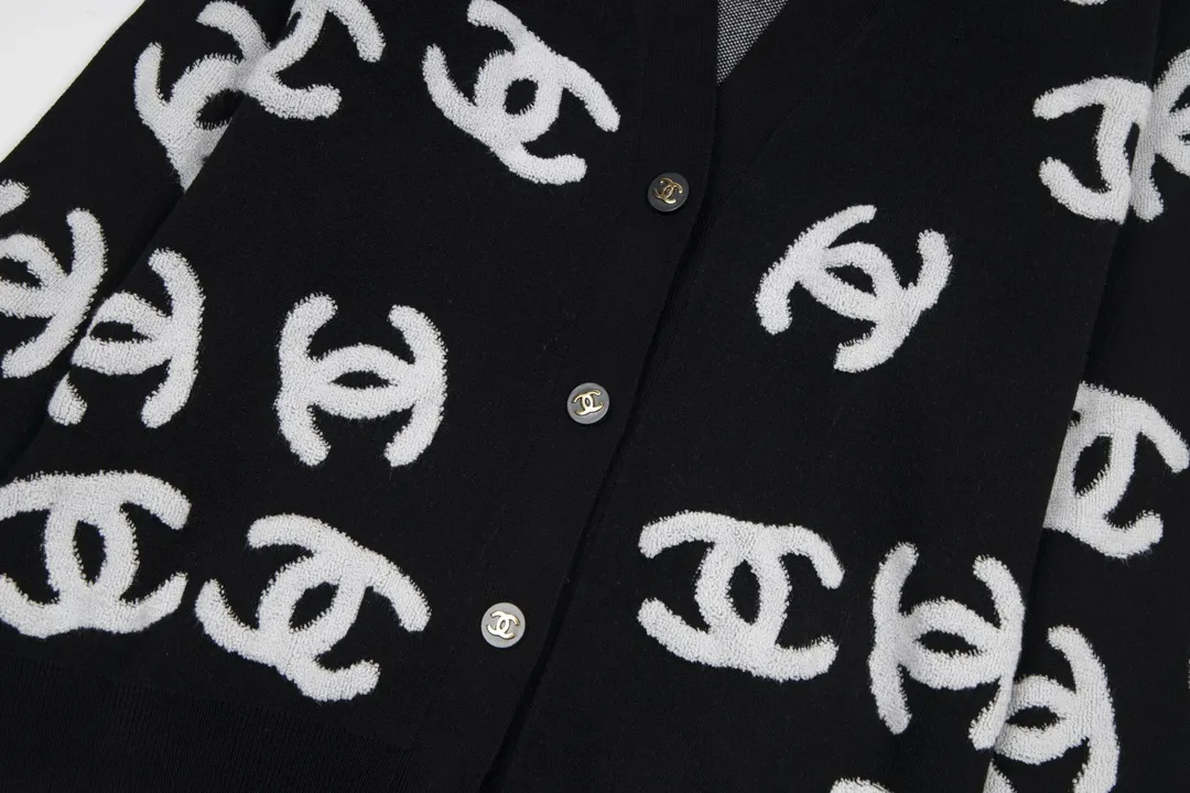 【CHANEL  公式旗艦店】シャネル  セーター好評に付き再入荷！ 241102