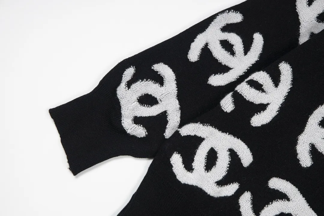 【CHANEL  公式旗艦店】シャネル  セーター好評に付き再入荷！ 241102