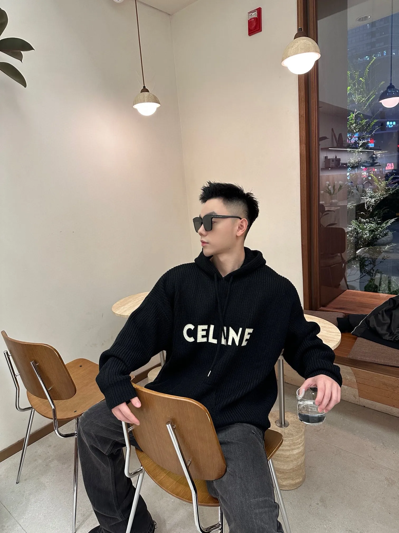 【CELINE  公式旗艦店】セリーヌ  セーター好評に付き再入荷！241128