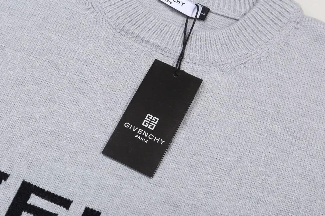 【GIVENCHY   公式旗艦店】ジバンシー  セーター好評に付き再入荷！ 241031
