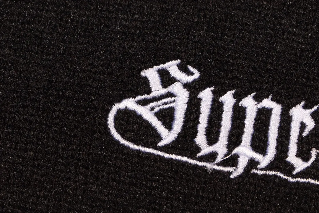 【supreme 公式旗艦店】セーター好評に付き再入荷！ 241030