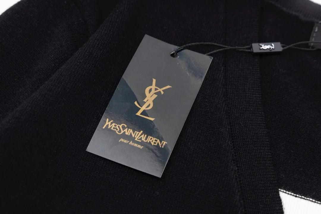 【YSL SAINT LAURENT   公式旗艦店】サンローラン   セーター好評に付き再入荷！ 241116
