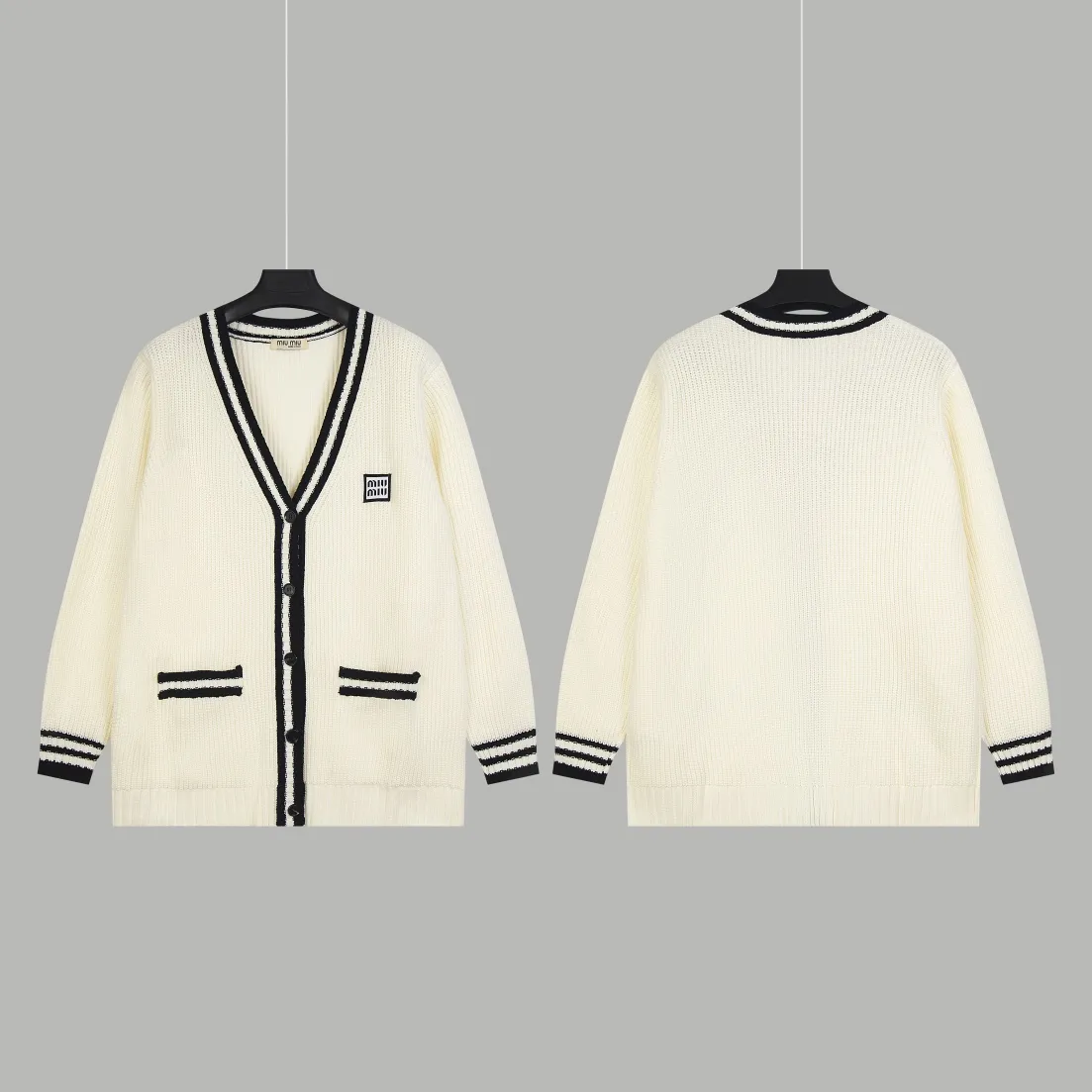 【Miumiu   公式旗艦店】ミュウミュウ   セーター好評に付き再入荷！ 241123