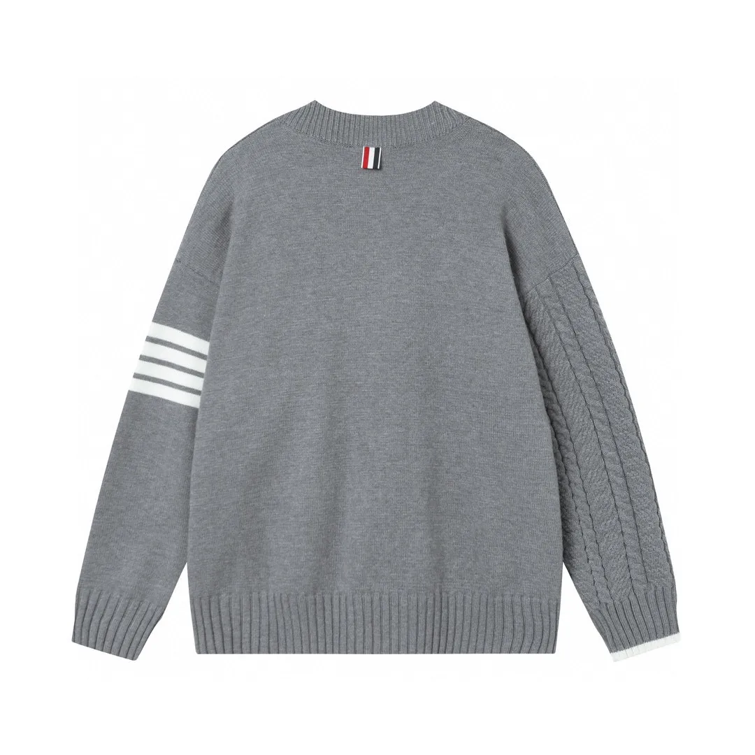 【ThomBrowne   公式旗艦店】トムブラウン  セーター   ご好評に付き再入荷！241230