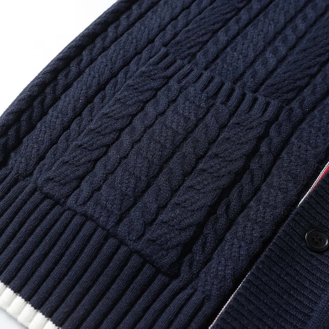 【ThomBrowne   公式旗艦店】トムブラウン  セーター   ご好評に付き再入荷！241230