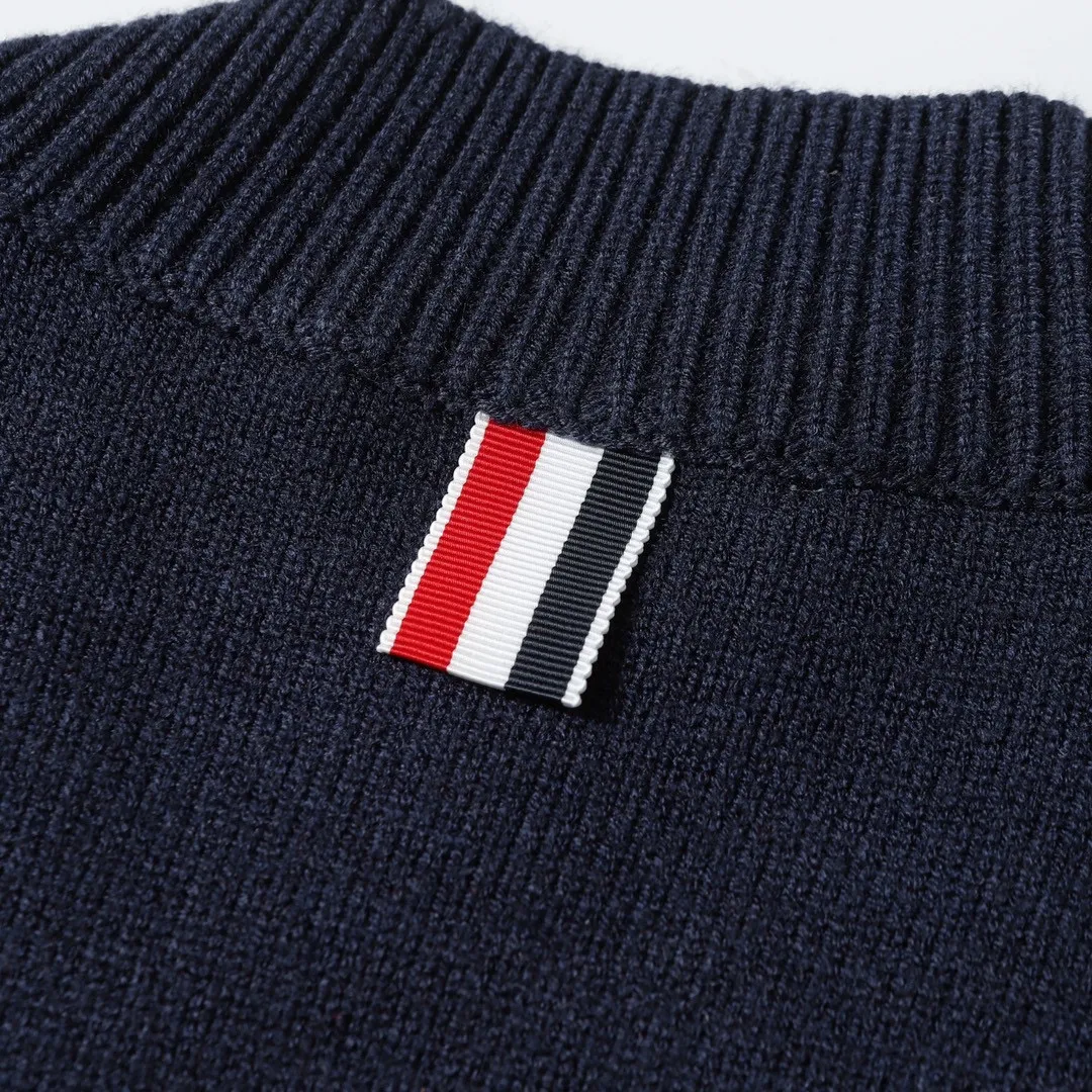 【ThomBrowne   公式旗艦店】トムブラウン  セーター   ご好評に付き再入荷！241230