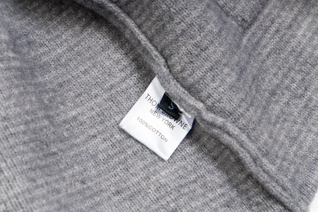 【ThomBrowne   公式旗艦店】トムブラウン セーター   ご好評に付き再入荷！241230