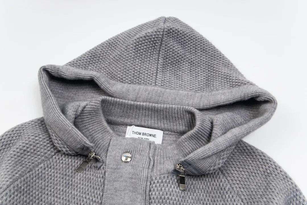 【ThomBrowne   公式旗艦店】トムブラウン セーター   ご好評に付き再入荷！241230