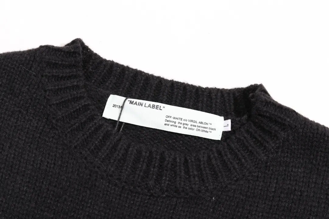 【OFF-WHITE   公式旗艦店】OFF-WHITE   セーター好評に付き再入荷！250109