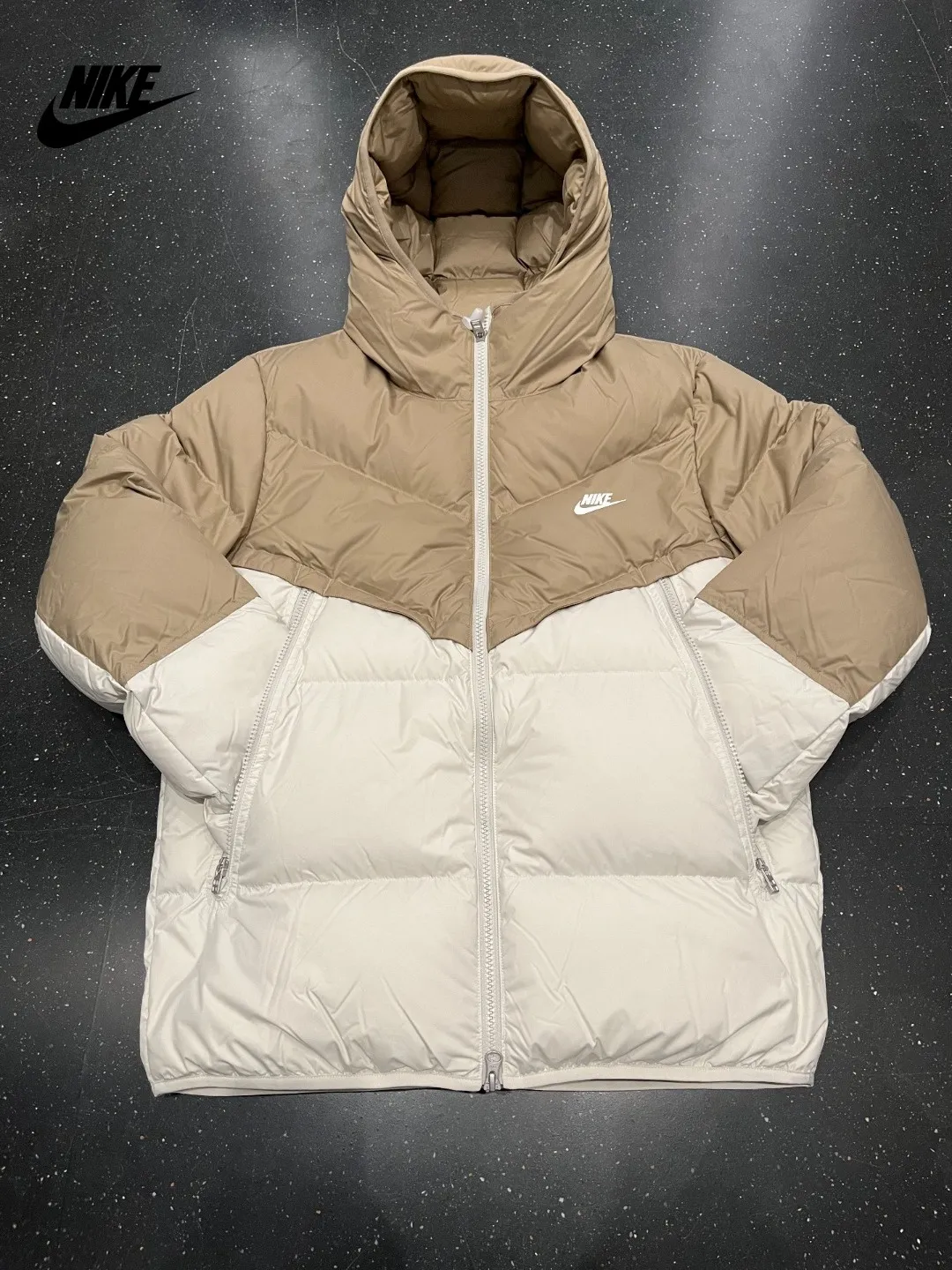 【NIKE  公式旗艦店】ナイキ ダウンジャケット ご好評に付き再入荷！ 241225