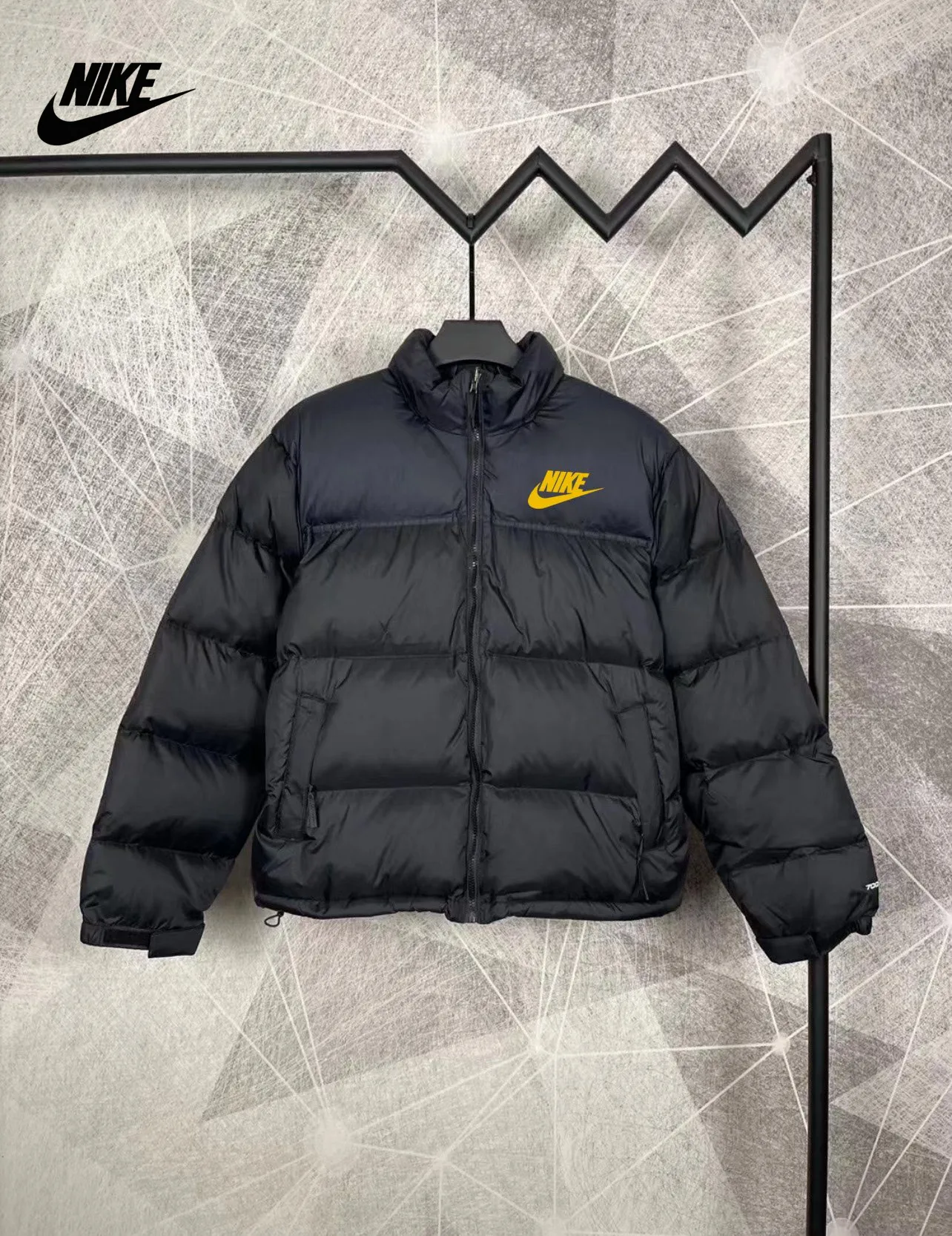 【NIKE  公式旗艦店】ナイキ ダウンジャケット ご好評に付き再入荷！ 241225