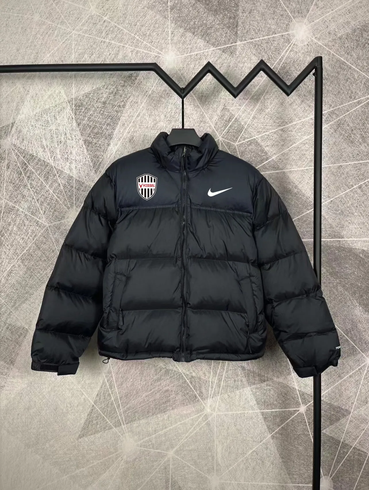 【NIKE  公式旗艦店】ナイキ ダウンジャケット ご好評に付き再入荷！ 241225