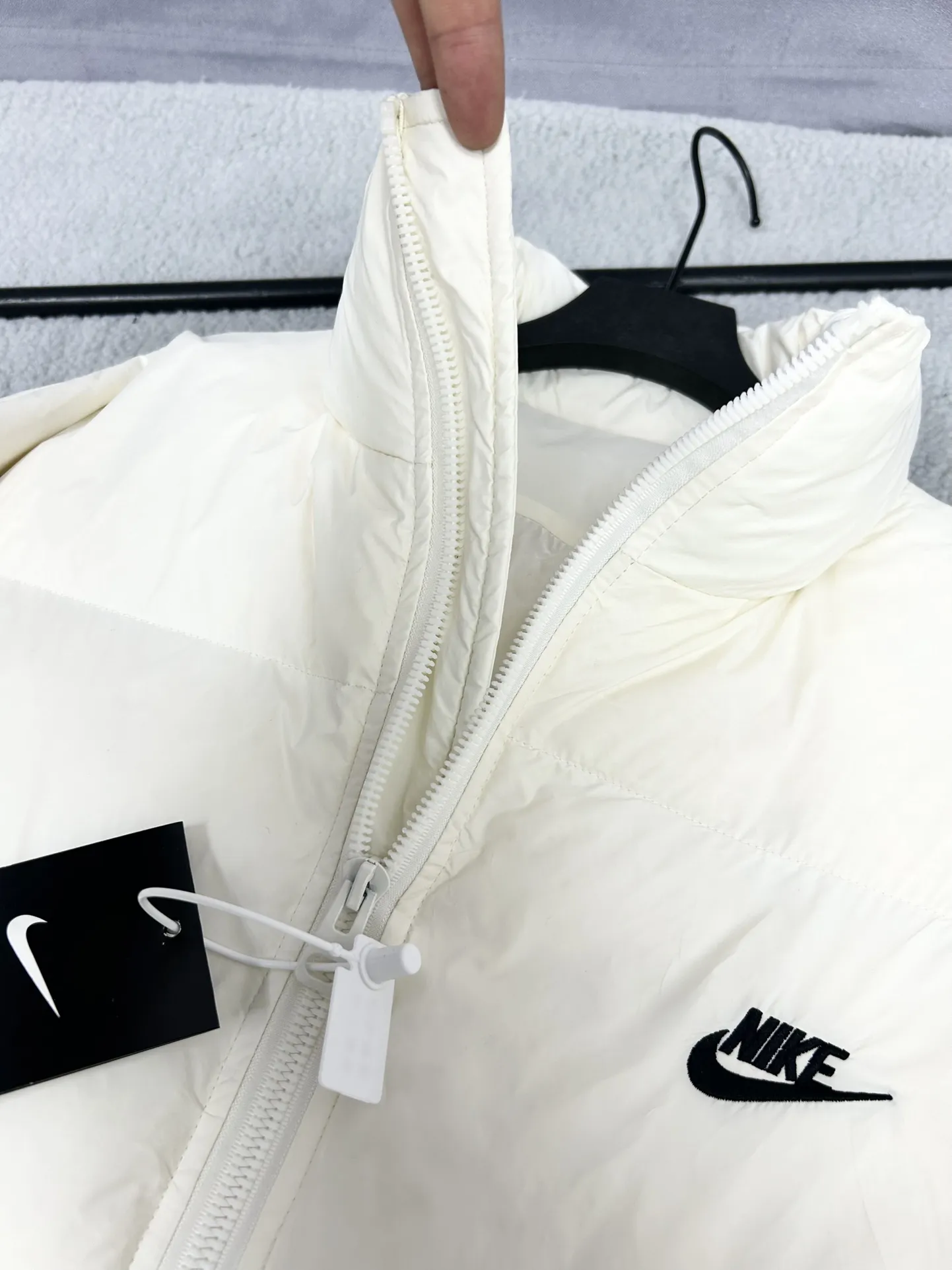 【NIKE  公式旗艦店】ナイキ ダウンジャケット ご好評に付き再入荷！ 241225