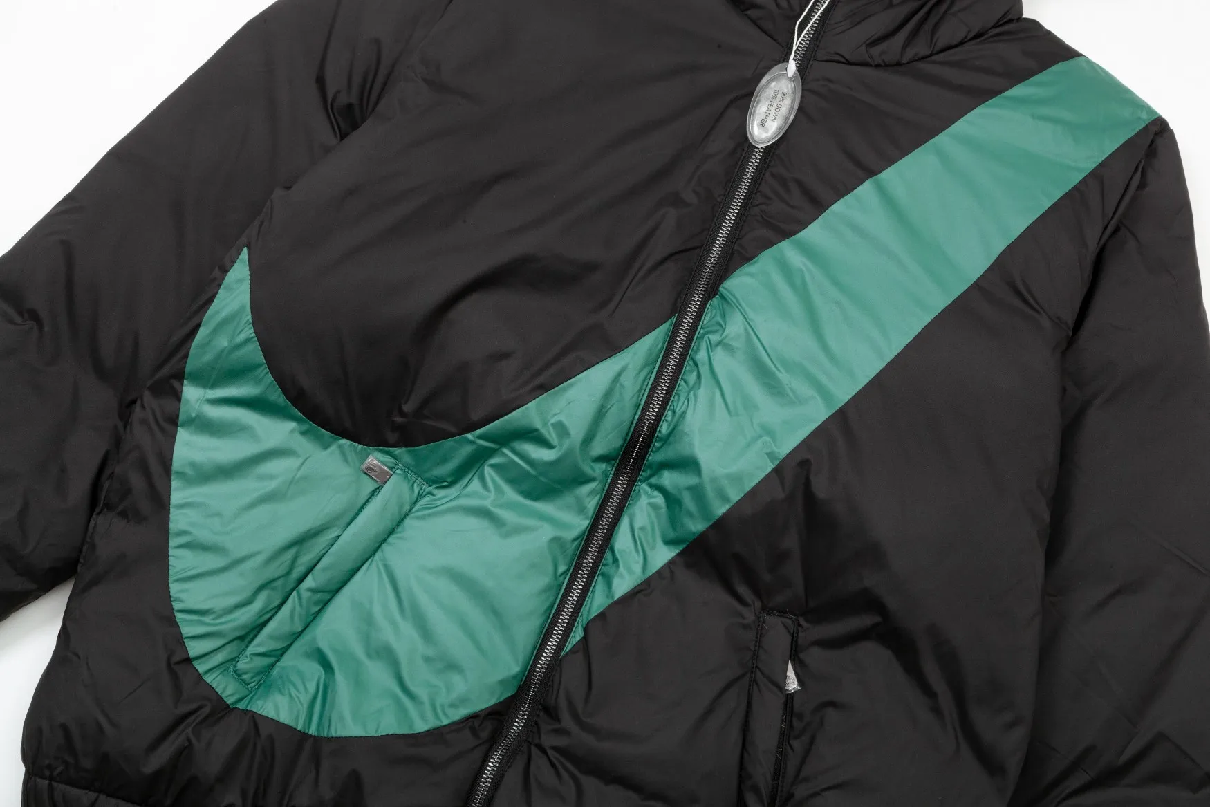 【NIKE  公式旗艦店】ナイキ  ダウンジャケット ご好評に付き再入荷！ 241214