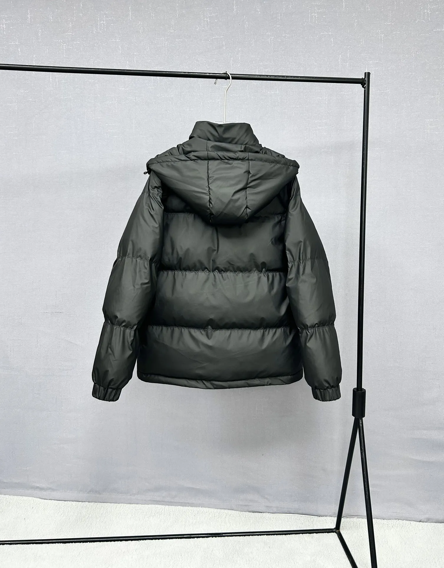 【NIKE  公式旗艦店】ナイキ  ダウンジャケット ご好評に付き再入荷！ 241214