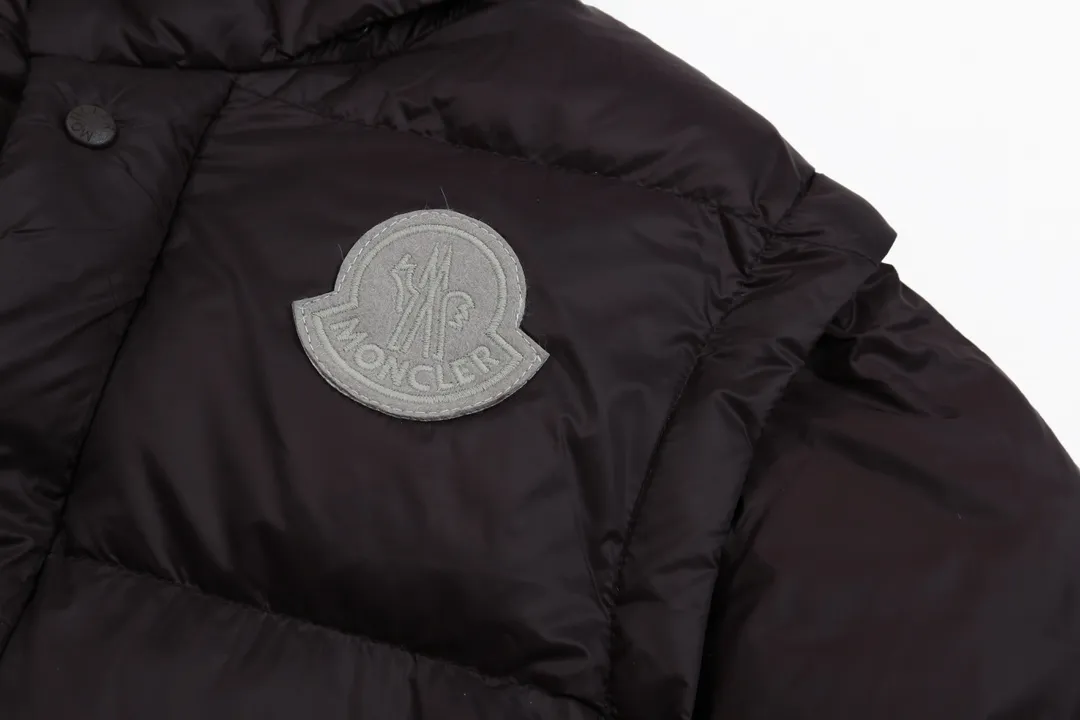 【MONCLER 公式旗艦店】モンクレール  ダウンジャケット好評に付き再入荷！ 241224