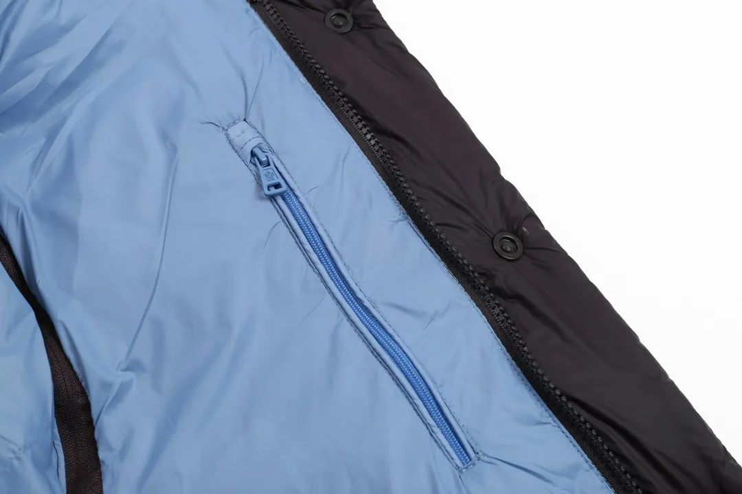 【MONCLER 公式旗艦店】モンクレール  ダウンジャケット好評に付き再入荷！ 241224