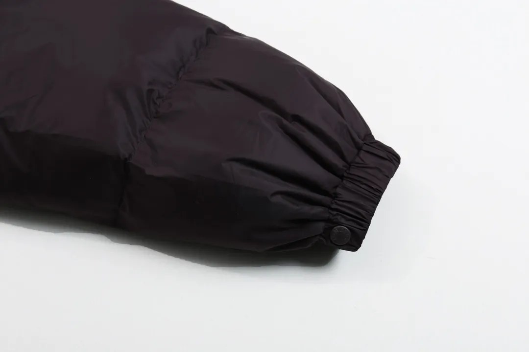 【MONCLER 公式旗艦店】モンクレール  ダウンジャケット好評に付き再入荷！ 241224