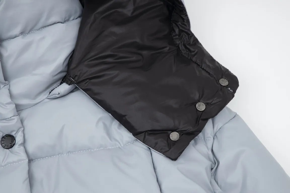 【MONCLER 公式旗艦店】モンクレール  ダウンジャケット好評に付き再入荷！ 241224