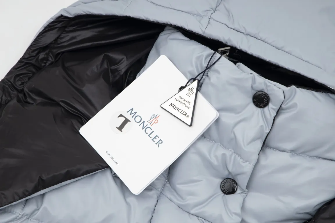 【MONCLER 公式旗艦店】モンクレール  ダウンジャケット好評に付き再入荷！ 241224