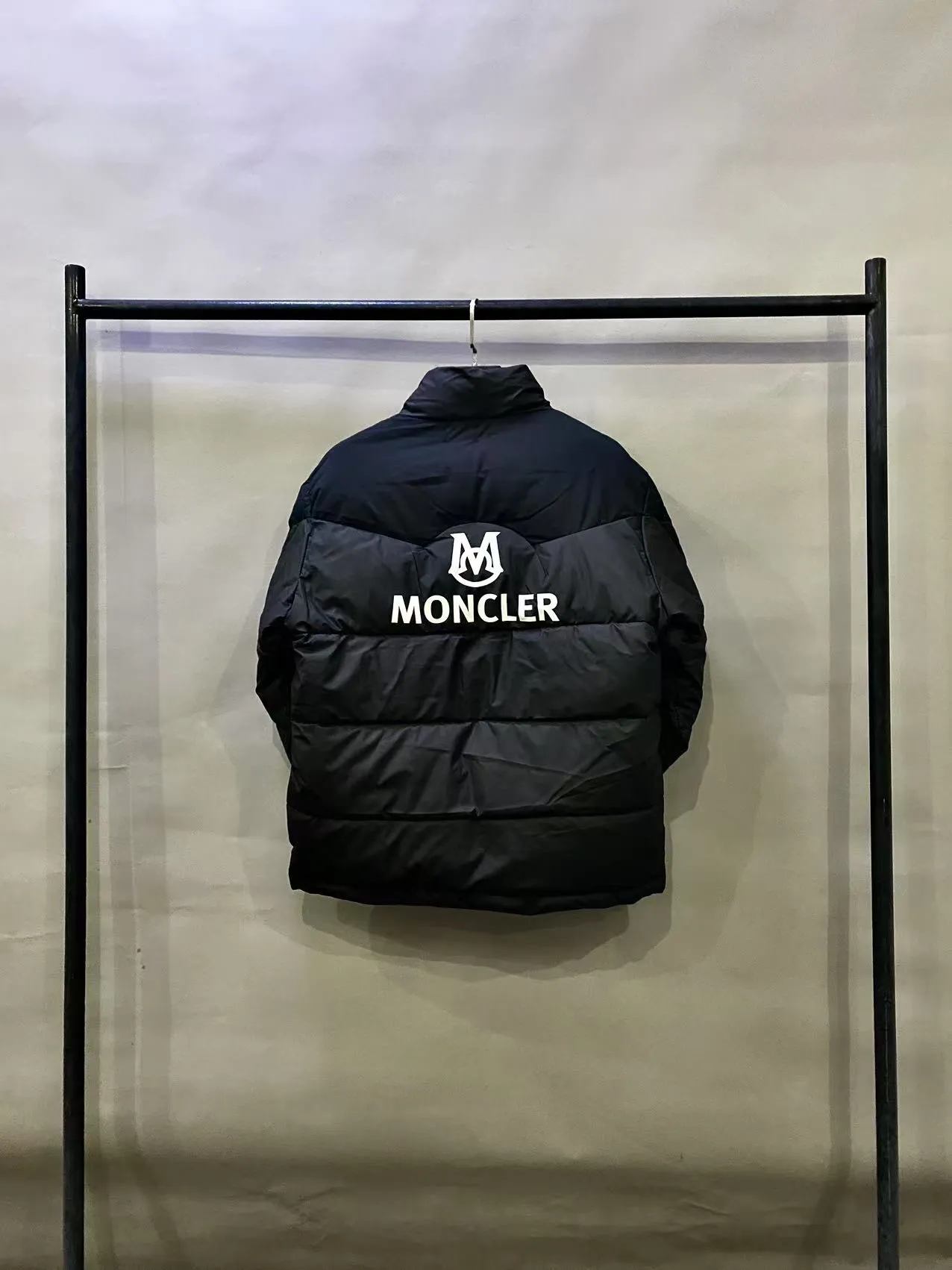 【MONCLER 公式旗艦店】モンクレール  ダウンジャケット好評に付き再入荷！ 241224