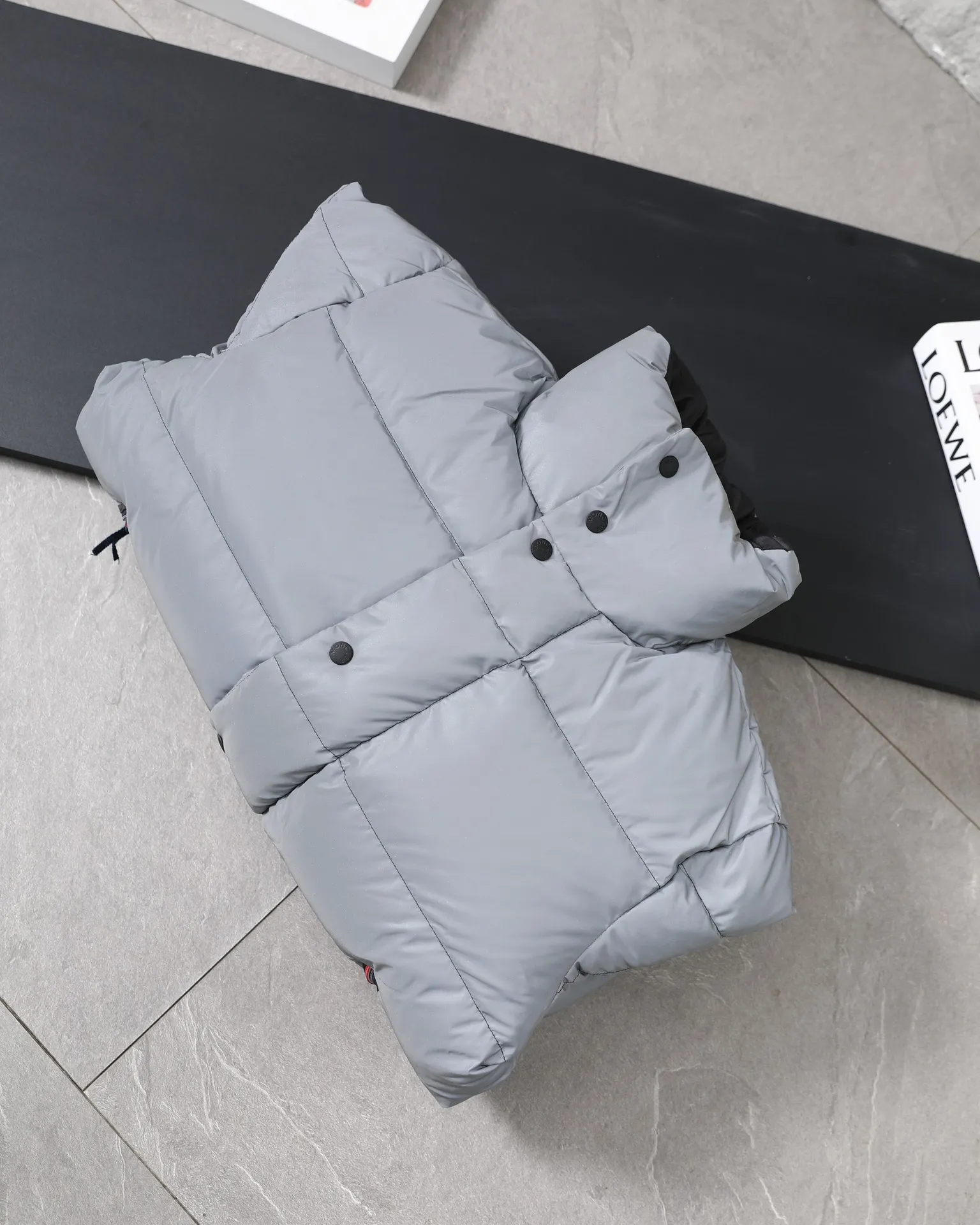 【MONCLER 公式旗艦店】モンクレール  ダウンジャケット好評に付き再入荷！ 241224