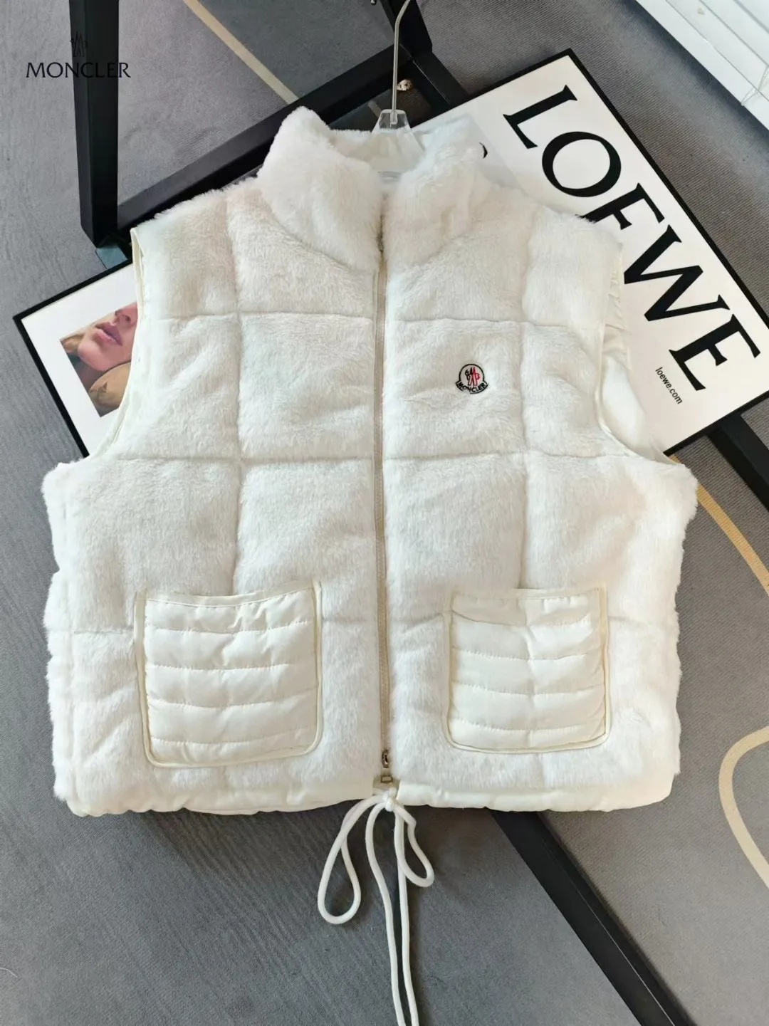【MONCLER 公式旗艦店】モンクレール   ダウンベスト 好評に付き再入荷！ 241224