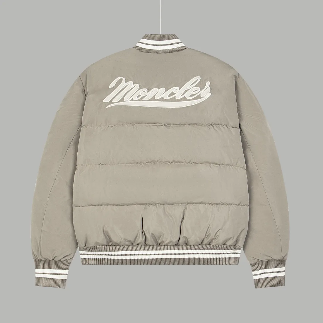 【MONCLER 公式旗艦店】モンクレール  ダウンジャケット好評に付き再入荷！ 241206