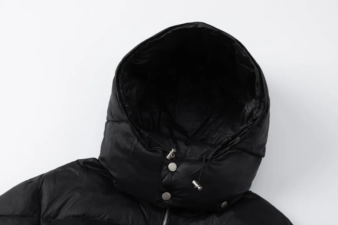 【MONCLER 公式旗艦店】モンクレール  ダウンジャケット好評に付き再入荷！ 241206