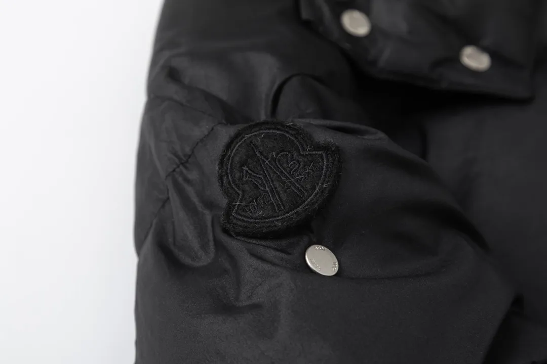 【MONCLER 公式旗艦店】モンクレール  ダウンジャケット好評に付き再入荷！ 241206