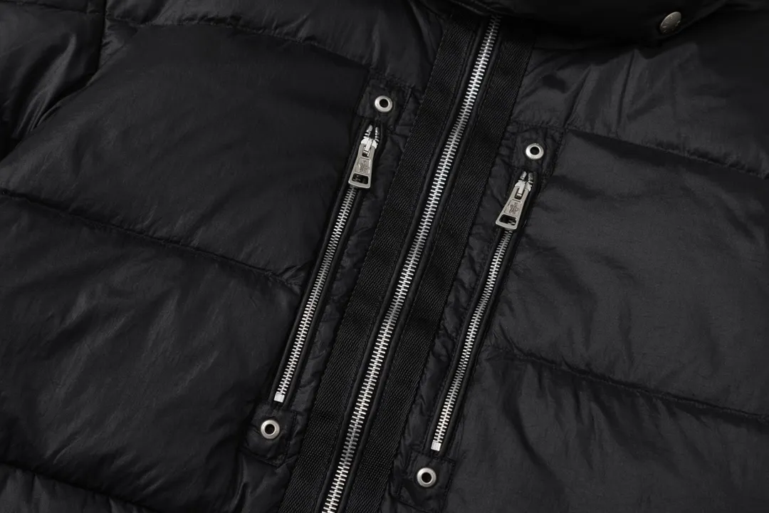 【MONCLER 公式旗艦店】モンクレール  ダウンジャケット好評に付き再入荷！ 241206