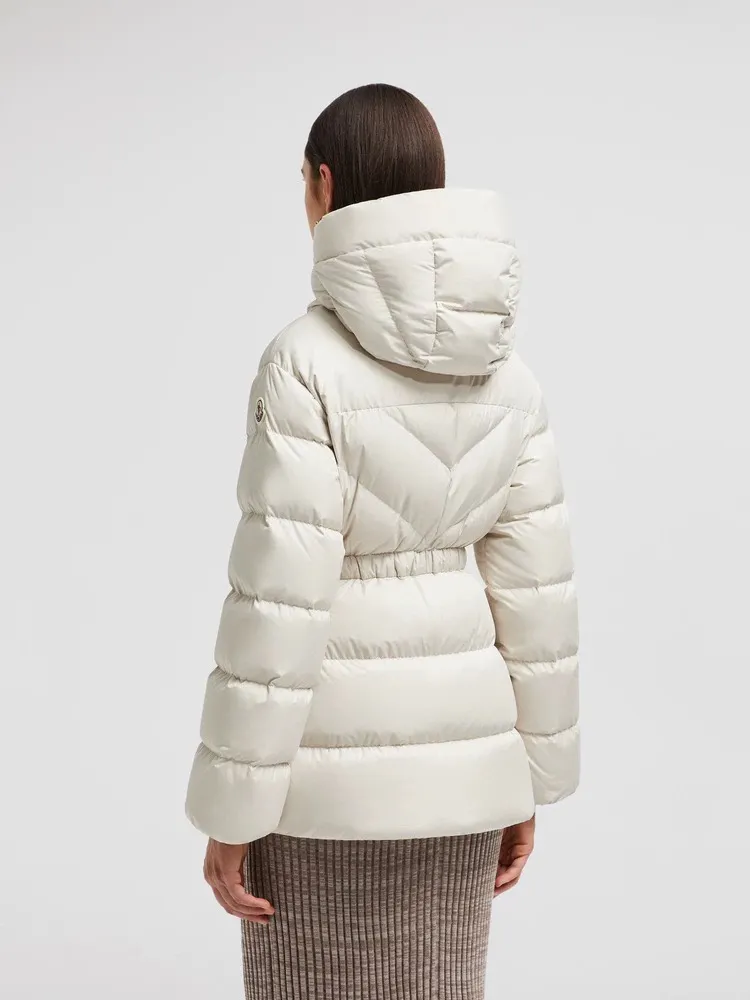 【MONCLER 公式旗艦店】モンクレール  ダウンジャケット好評に付き再入荷！ 241206