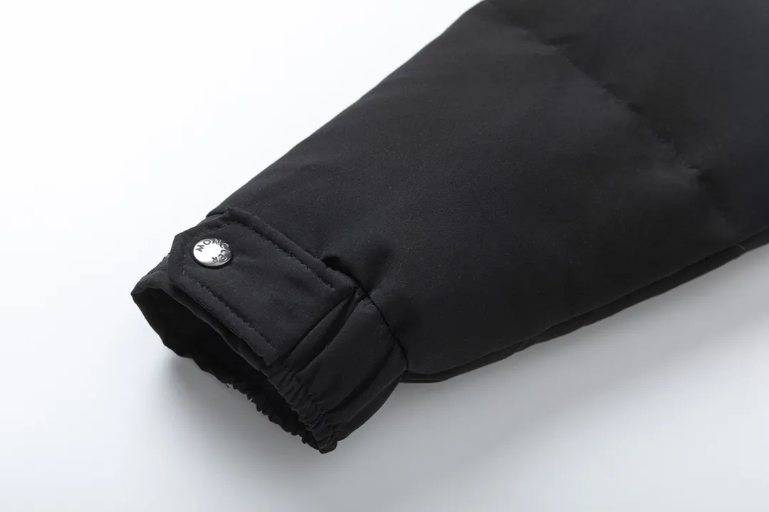【MONCLER 公式旗艦店】モンクレール  ダウンジャケット好評に付き再入荷！ 241206