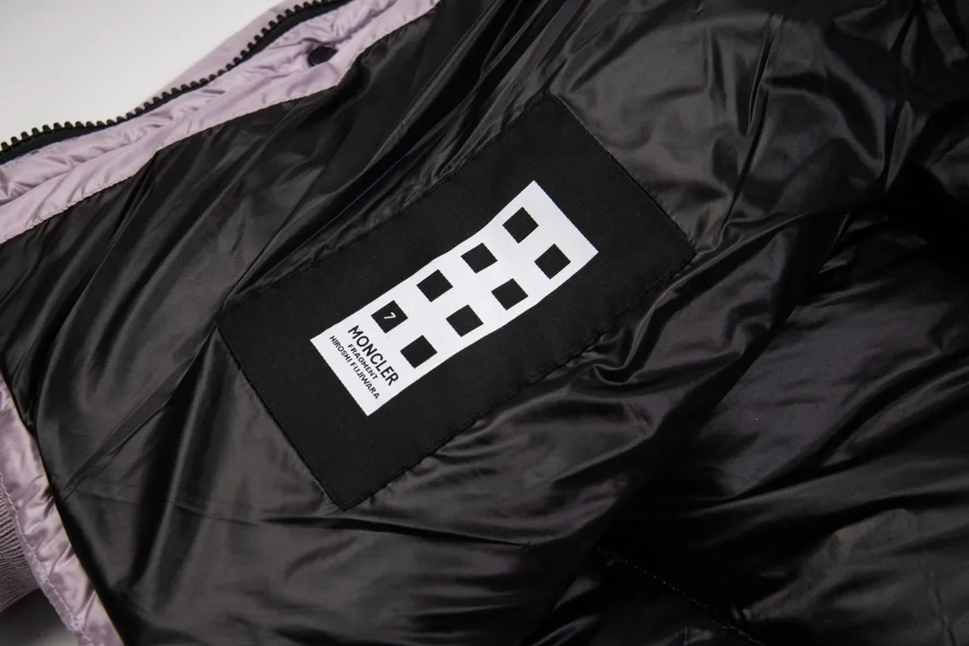 【MONCLER 公式旗艦店】モンクレール  ダウンジャケット好評に付き再入荷！ 241206