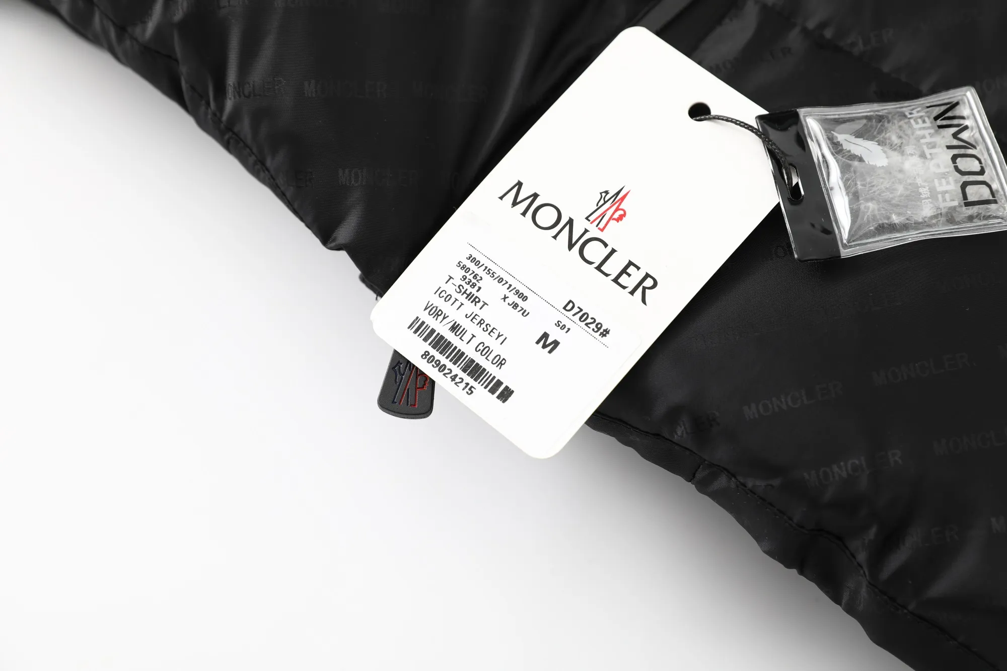 【MONCLER 公式旗艦店】モンクレール  ダウンジャケット好評に付き再入荷！ 241206