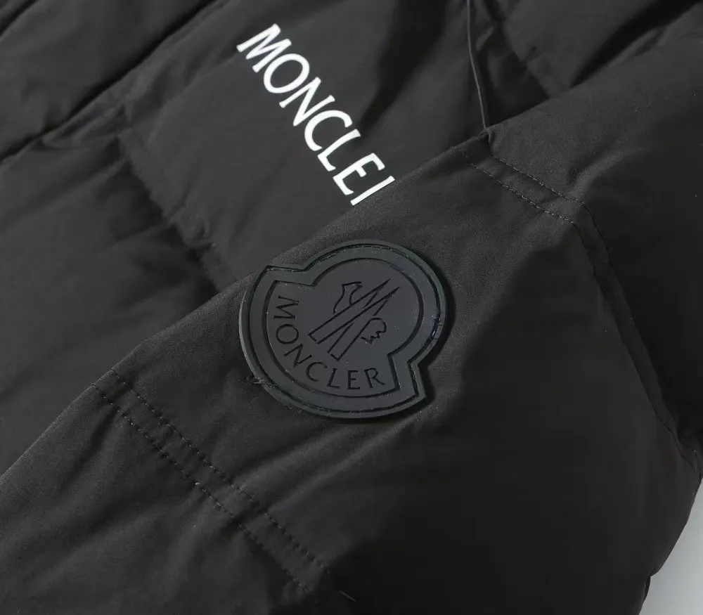 【MONCLER 公式旗艦店】モンクレール  ダウンジャケット好評に付き再入荷！ 241102