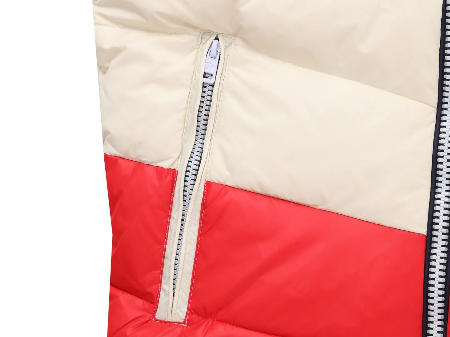 【MONCLER 公式旗艦店】モンクレール  ダウンベスト 好評に付き再入荷！ 241102