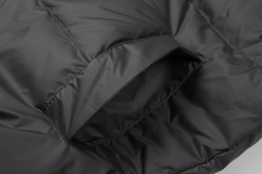 【MONCLER 公式旗艦店】モンクレール  ダウンジャケット好評に付き再入荷！ 241102