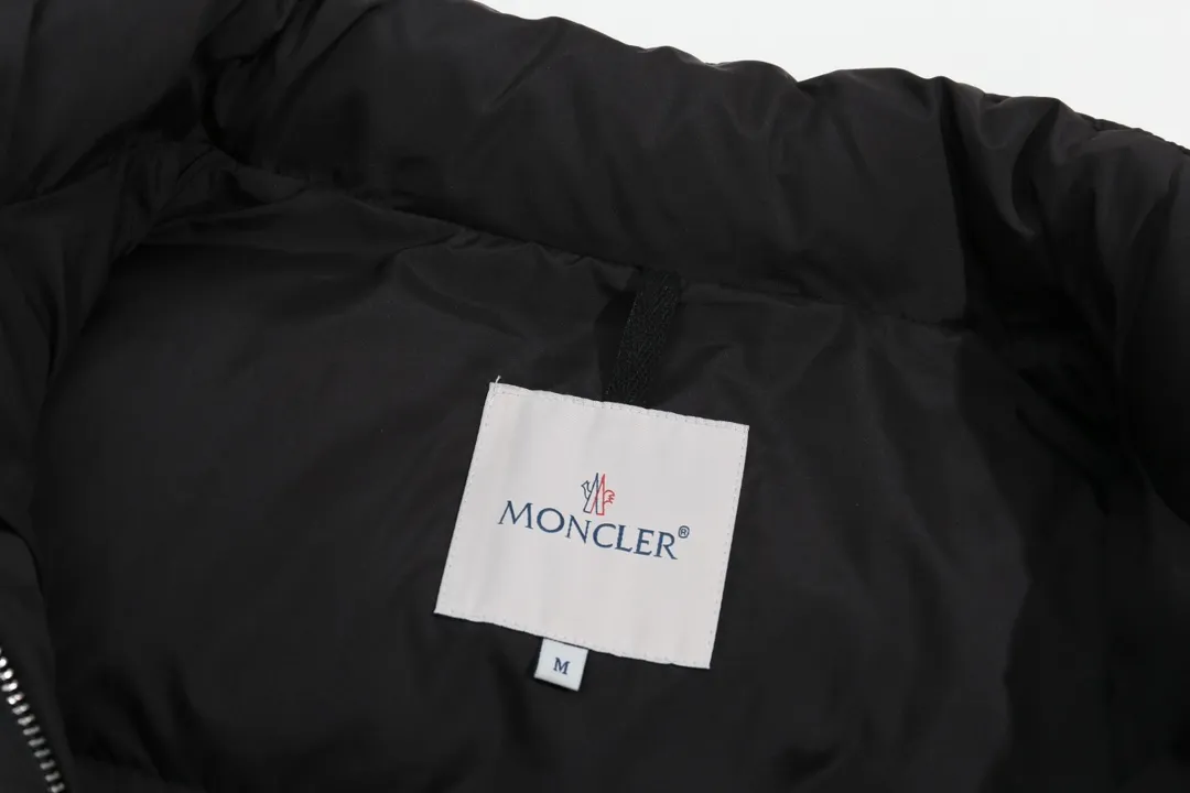 【MONCLER 公式旗艦店】モンクレール  ダウンジャケット好評に付き再入荷！ 241026