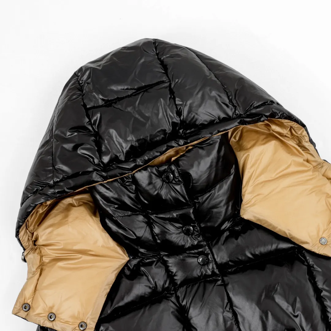 【MONCLER 公式旗艦店】モンクレール  ダウンジャケット好評に付き再入荷！ 241026